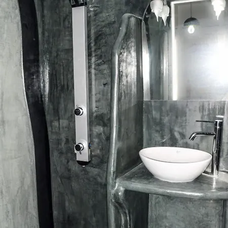 Santo Margarita 3* Tholos (Santorini)