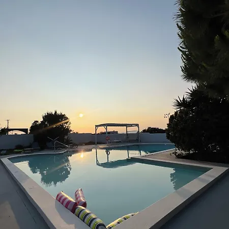 Santo Margarita Hotel Tholos (Santorini)