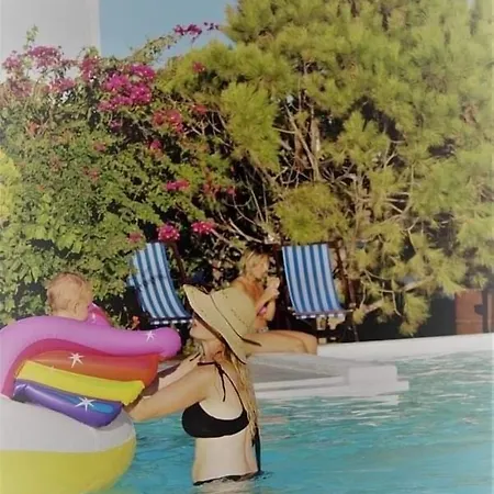 Santo Margarita Tholos (Santorini)